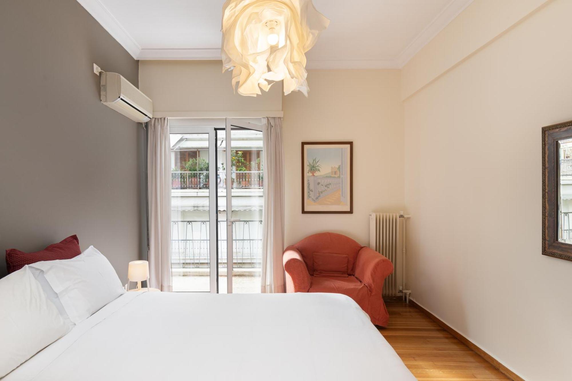 Athenian Apartment In Kolonaki Exterior photo